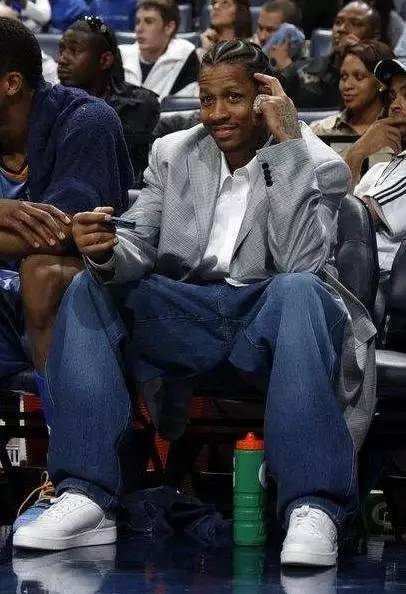 仅打3场比赛就要被裁？北京首钢或进行外援调整，许利民认清现实（三战即遭弃用？北京首钢或更换外援，许利民已看清形势）