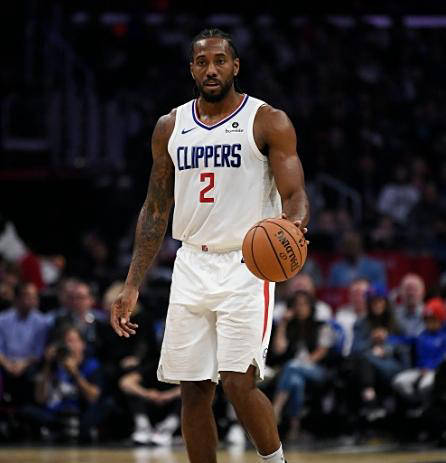 弗兰克：我的首选还是留在中国踢球；我带着喜悦与自豪离队（弗兰克：仍把留在中国踢球作为首选，带着喜悦与自豪告别球队）