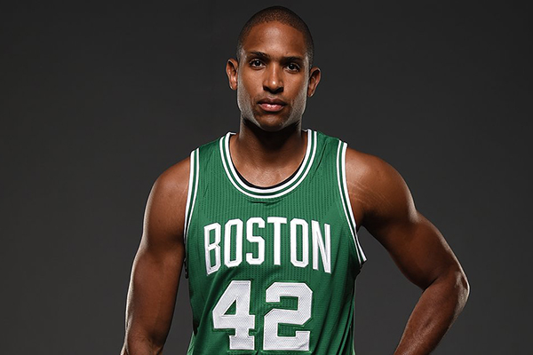 罗马诺：如果阿拉巴明年夏天离队，皇马会密切关注科纳特的情况（罗马诺：阿拉巴若明夏离队，皇马将紧盯科纳特动向）