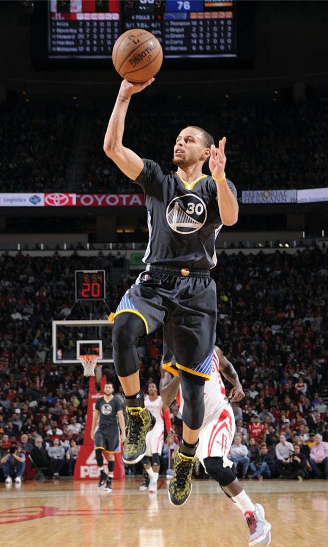 还去踢U21联赛？王钰栋今年已代表5支球队出战44场比赛（还要踢U21？王钰栋今年已为5队出场44次）