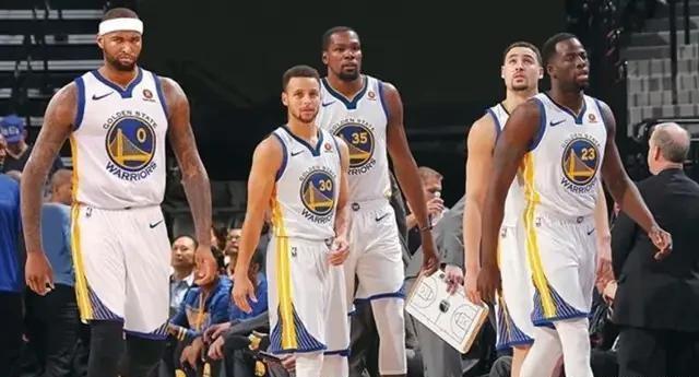 名宿：我不会让弗拉泰西当替补，任何比赛任何对手他都能进球（名宿：我绝不让弗拉泰西坐板凳，他能在任何比赛对任何对手进球）