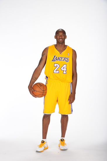 混团世界杯：日本8-3胜德国！张本智和遭败绩，张本美和等人赢球（混团世界杯日本8-3力克德国：张本智和告负，张本美和等人建功）