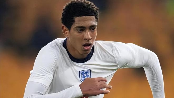 CIES：曼联近5年的引援性价比全球垫底，皇马第一巴黎第五（CIES评估：曼联近5年引援性价比全球最差，皇马第一、巴黎第五）