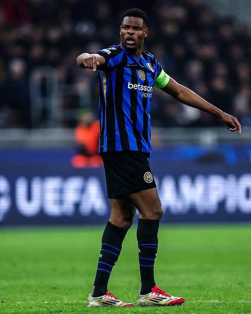 3-0！英超争冠格局骤变：神锋3场5球 12.1亿豪门3连胜落后枪手2分