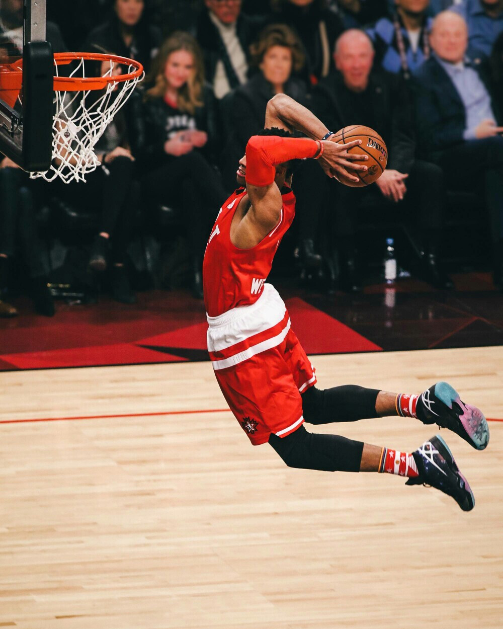 中国队五战全胜 成功晋级U17男足亚洲杯正赛（中国队五连胜晋级U17男足亚洲杯正赛）