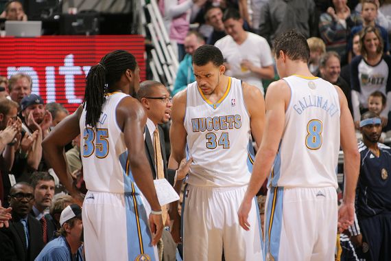 天助拜仁：3-1大冷门,26岁韩国球星闪耀欧洲,德甲第12掀翻德甲第2（德甲爆冷！第12名3-1掀翻次席，26岁韩国球星闪耀欧洲，拜仁得利）