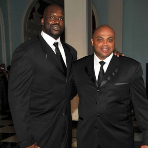 绿茵逐梦，医者护航！宿迁市中医院“体卫融合”赋能“宿超”冠军之路（医体融合护航宿超夺冠，宿迁市中医院助力绿茵圆梦）