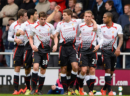 里程碑，奥巴梅扬打入职业生涯第400球（奥巴梅扬生涯400球里程碑达成）