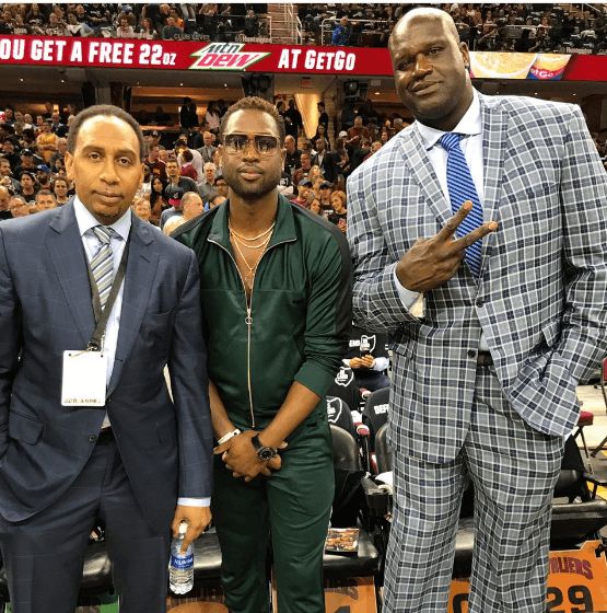 中超第29轮观众人数：成都蓉城主场41242人居首，场均26369人（中超第29轮观赛人数榜：成都蓉城主场41242人位列第一，单轮场均26369人）