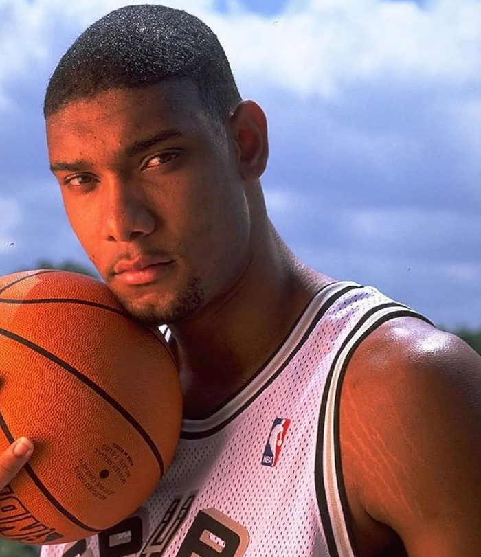 罗马诺：恩德里克接近租借加盟里昂，协议不含买断权（罗马诺：恩德里克有望以租借方式加盟里昂，协议不含买断条款）