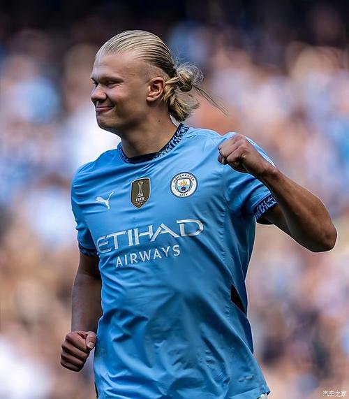 海港夺冠历程：上半程排第4，对BIG4仅取1分；下半程11胜2平2负（海港问鼎之路：前半程第4、对BIG4仅1分；后半程11胜2平2负）