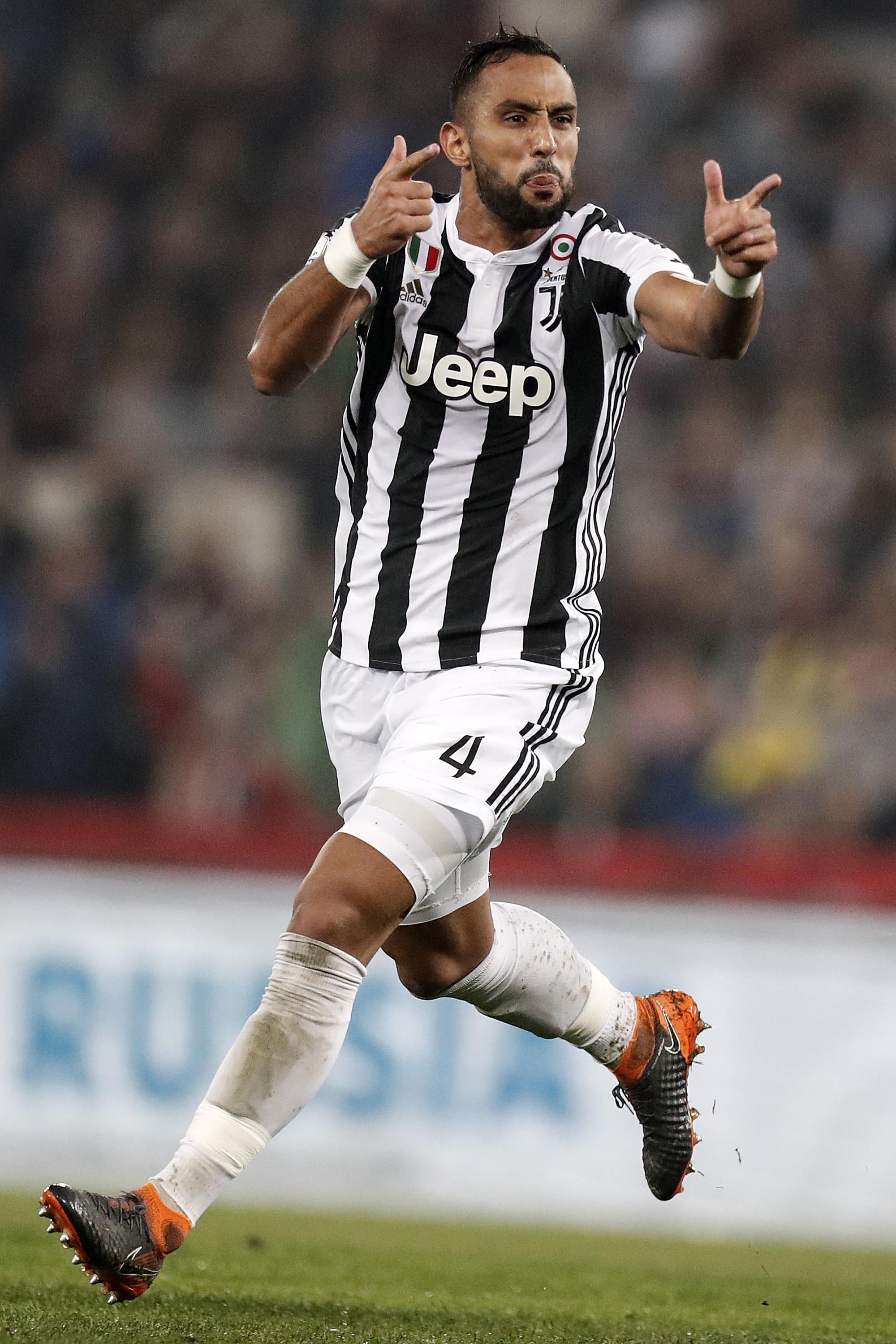 米兰客战拉齐奥：莱奥领衔，亚沙里、里奇、拉比奥出战（米兰做客拉齐奥：莱奥挂帅，亚沙里、里奇、拉比奥悉数登场）